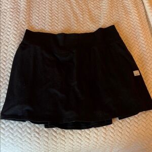 Vuori Black Skirt with Logo Accent